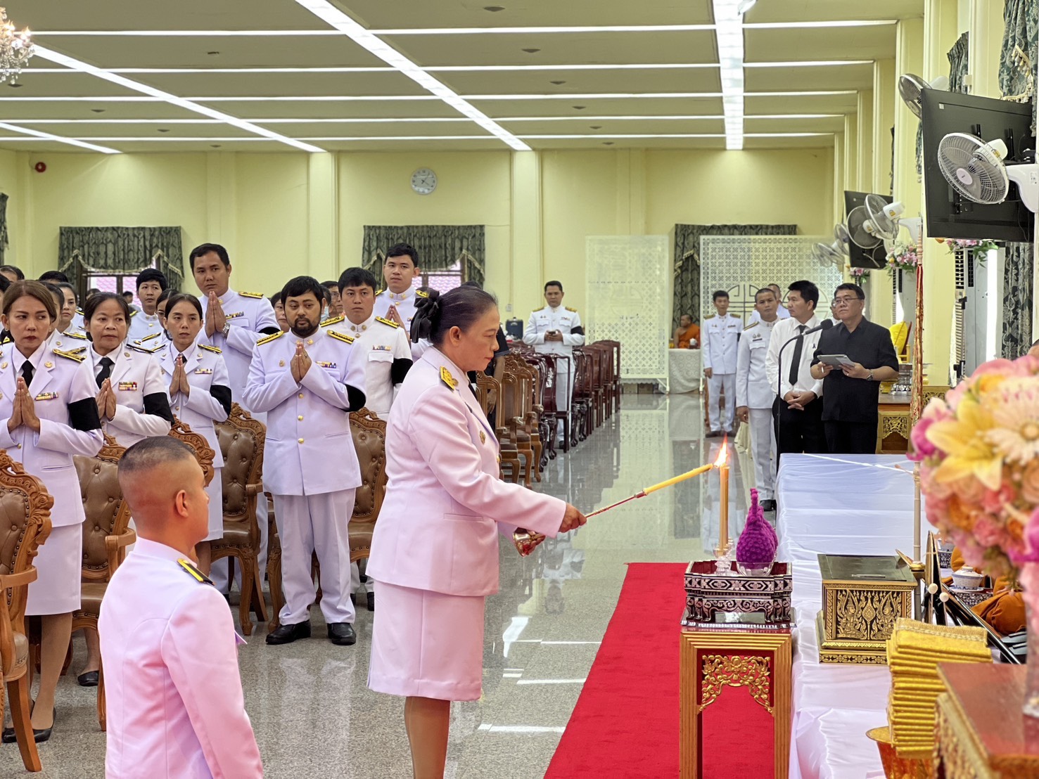 พช.อยุธยา ร่วมพิธีบำเพ็ญกุศลสวดพระอภิธรรม เพื่ออุทิศถวายพระราชกุศลแด่ สมเด็จพระนางเจ้าสิริกิติ์ พระบรมราชินีนาถ พระบรมราชชนนีพันปีหลวง