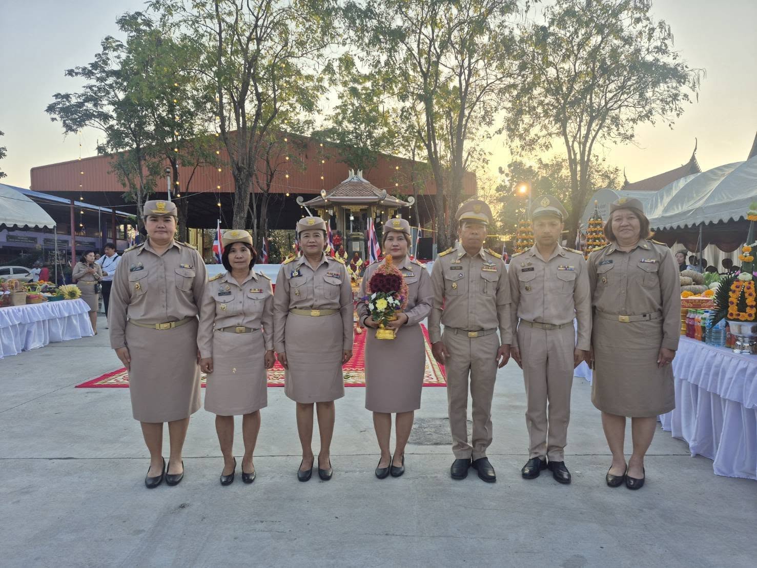 พช.พระนครศรีอยุธยา ร่วมถวายราชสักการะเนื่องในวัน "ฉลองชัยชนะสมเด็จพระเจ้าตากสินมหาราช"